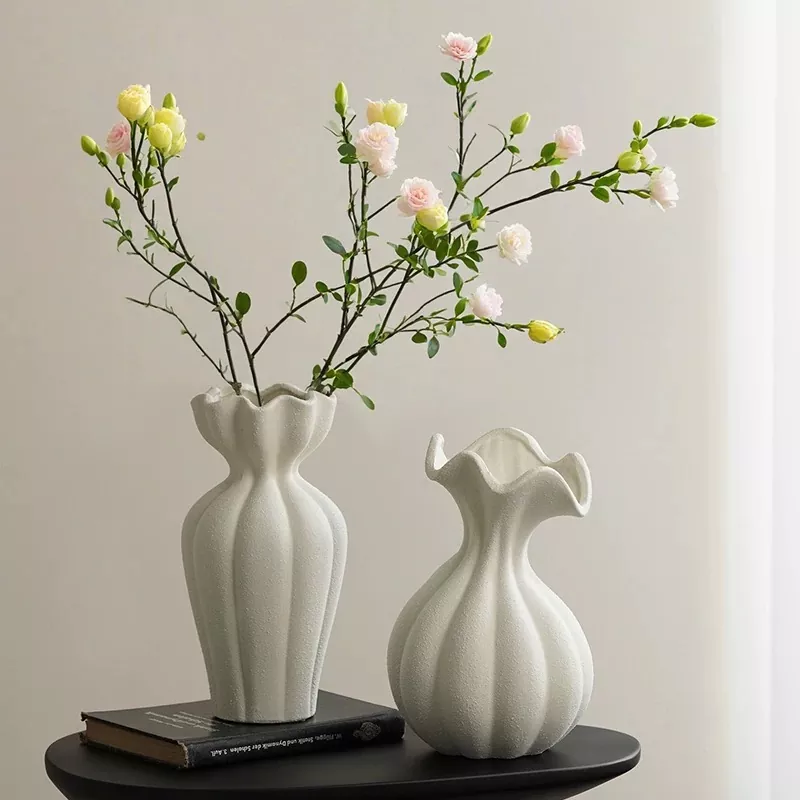 Vaso de Cerâmica Natural Moderno